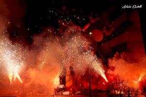 Cremà de la Falla Avinguda en Torrent - Foto: Adrián Castelló